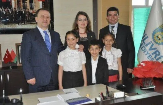 Bu çocuklar büyümüşte küçülmüşler