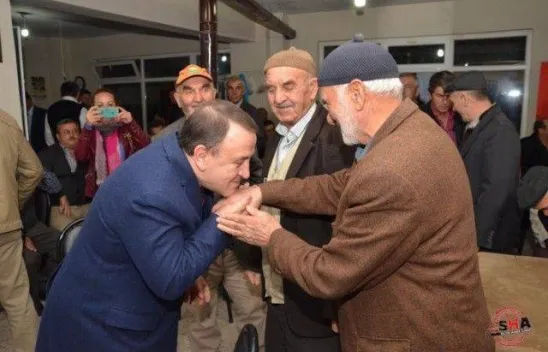 Danamandıra Halk Toplantısına Yoğun Katılım