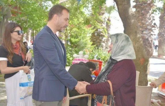 Başkan Yılmaz Anneleri Unutmadı