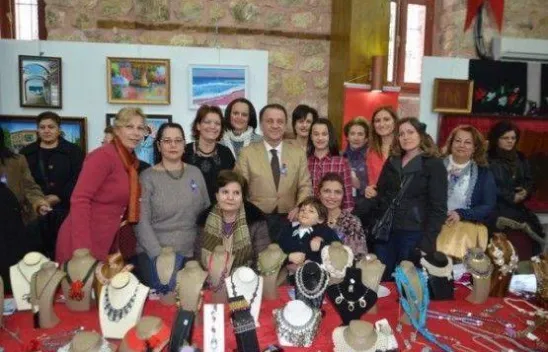 Elimin Emeği Karma Sergisi Yoğun İlgi Gördü