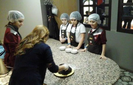 Girişimcilik dersinde meslekleri tecrübe ettiler