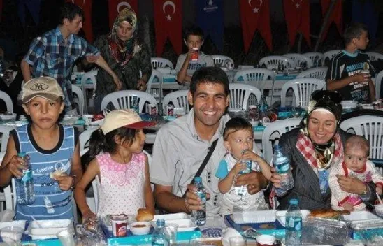 Cumhuriyet Mahallesi Tek Yürek Oldu