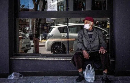 Maskeyle geçen 365 gün: Türkiye'nin virüsle 1 yıllık imtihanı