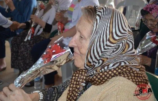 Doğrular OSGB'den huzurevi ziyareti