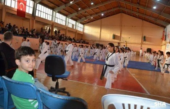 Genç Taekwondocular kuşak heyecanı yaşadı