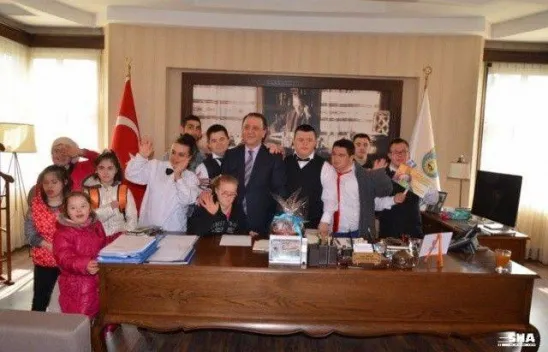 Tıpkı Bizim Gibiler +1 Farkla