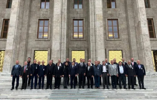 Başkan Yılmaz muhtarlar ile Ankara mesaisi yaptı