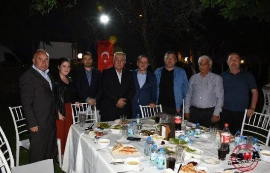 Işıklar, yöre dernekleri ve basın mensupları ile iftarda buluştu