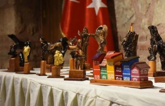 Ahşap ve Geri Dönüşüm Sergisi Açıldı