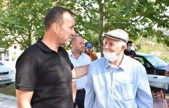 Başkan Yılmaz bayramı vatandaşlarla birlikte geçirdi