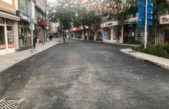 Hacı Pervane Caddesi Baştan Sona Yenilendi
