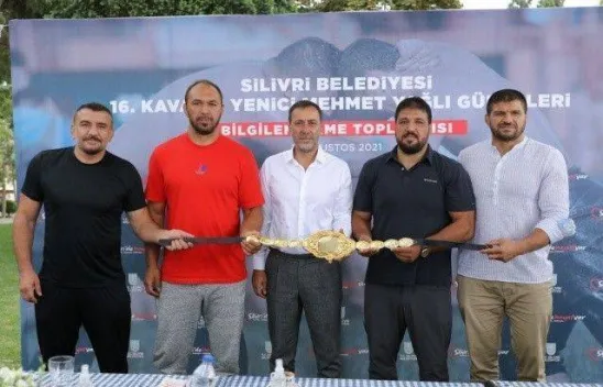 Kırkpınar Başpehlivanlarını Ağırlayan Silivri'de Heyecan Başladı