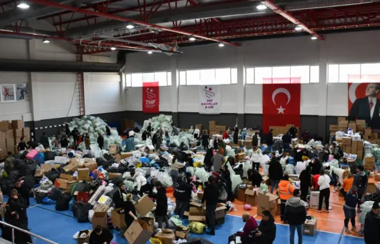 Silivri'den deprem bölgesine büyük destek