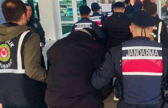 Kapıkule'deki 38 rüşvet şüphelisi adliyeye sevk edildi