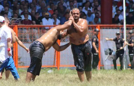 Kırkpınar'da büyük gün, Türkiye'nin başpehlivanı bugün belli olacak