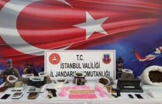 Jandarma'dan zehir tacirlerine geçit yok