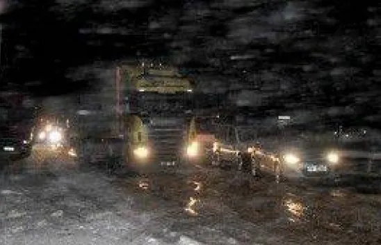 Parkköy'de sürücülerin karla imtihanı