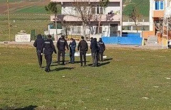 Sokak ortasında intihar etti