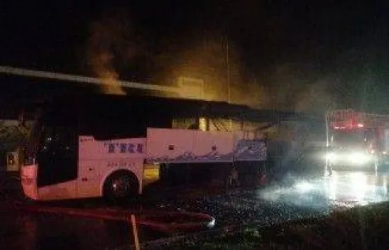 Otobüs Alev Alev Yandı, Yolcular Son Anda Kurtuldu