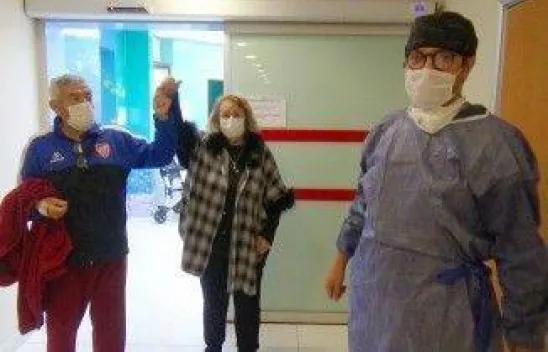 70 ve 78 yaşındaki çift Corona virüsü yendi