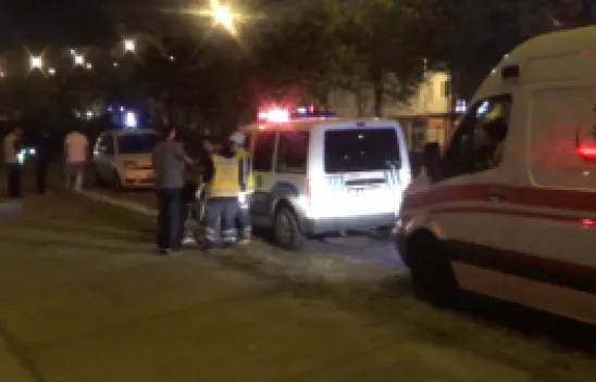 D-100 karayolunda ters döndü