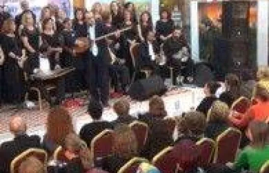 Kültür merkezi korosu Ata'yı yadetti