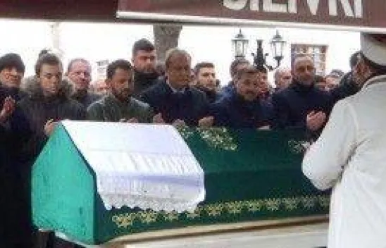 Mustafa Emek, sonsuzluğa uğurlandı.