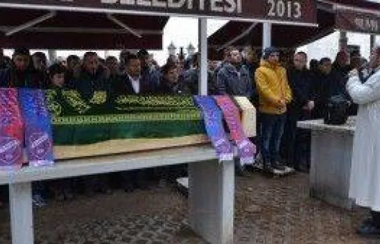 Kasaba'nın babasına son görev