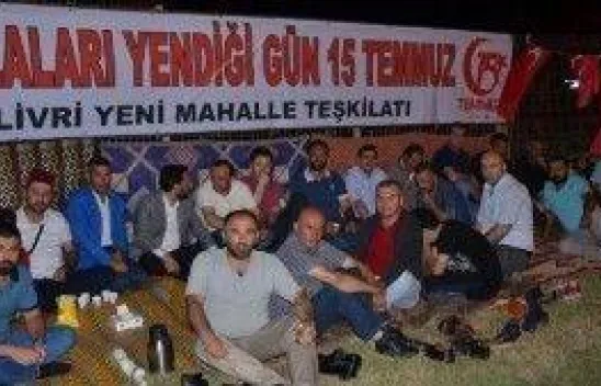 Demokrasi nöbetine başladılar