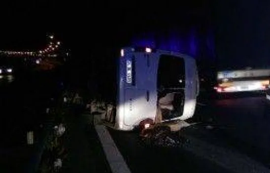 Otoyolda kaza 3'ü çocuk 6 yaralı