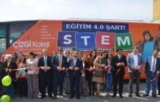 Çizgi Koleji'nin 'STEM Otobüsü' yola çıktı