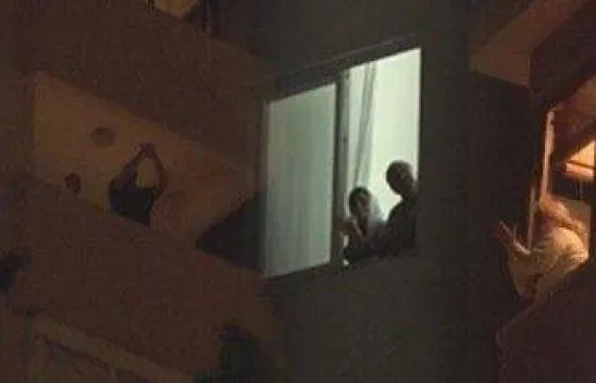 Sağlık çalışanlarına vatandaşlardan alkışlarla destek