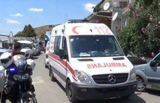 Parkköy'de bot alabora oldu: 1 kişi boğuldu, 3 kişi son anda kurtarıldı