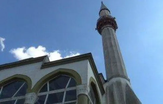 Silivri'de bir camii riskli bulunarak mühürlendi!
