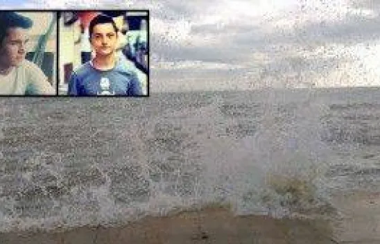 2 liseli genç denizde boğuldu