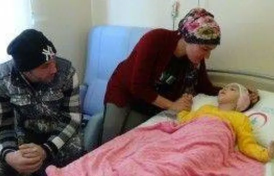 Bir annenin feryadı 'Kızım gözümün önünde eriyor !'