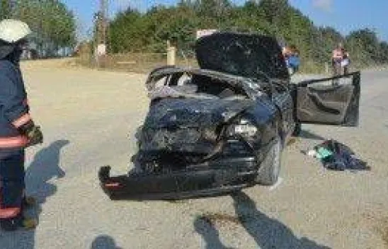 Çeltik yolunda kaza 1'i ağır 6 yaralı