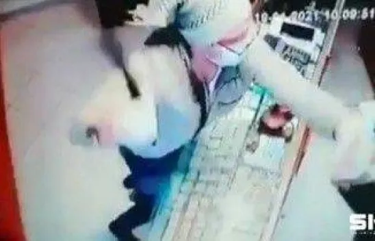 Kuyumcuda coplu saldırı anı kamerada