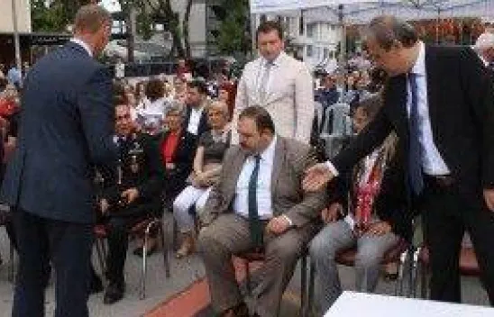 19 Mayıs töreninde protokol krizi