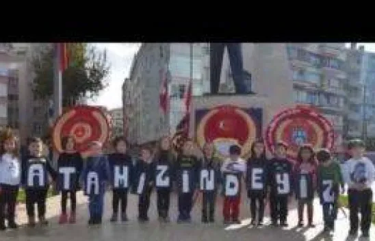 Renkli Balonlar'ın Atatürk Sevgisi