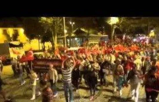 Silivri tek yürek oldu teröre lanet yağdırdı