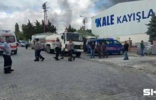 Kınalı'da fabrika yangını