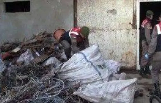 TCDD ve Türk Telekom kablolarıyla büyük vurgun