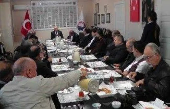 Silivri SİAD Çayın yanında Simit toplantıları sürüyor