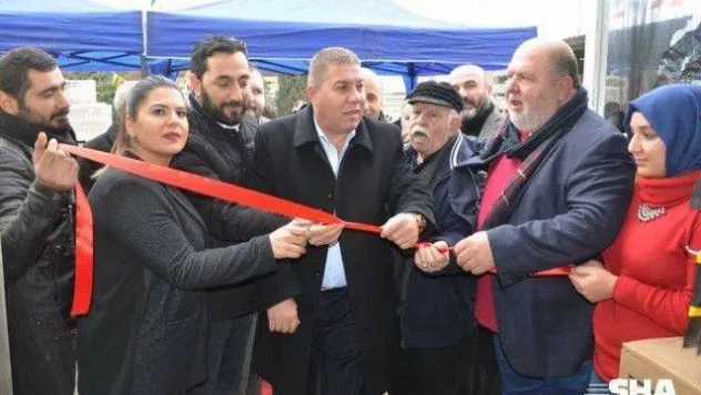 Hanedan, dualarla açıldı