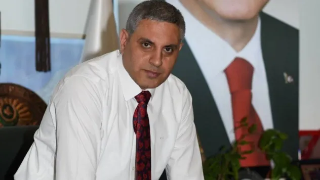 'Artık yeter' diyerek Ümit Özdağ'a seslenen Kadir Canpolat: 'Bölgedeki terör örgütlerine karşı neden suspus oluyorsunuz'