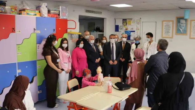 'Hastane Okulu'ndaki öğrenciler eğitimden kopmuyor