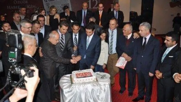 12. yıla muhteşem kutlama