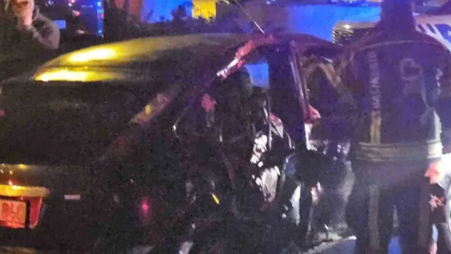 16 yaşındaki sürücü kaza yaptı, 5 çocuk yaralandı