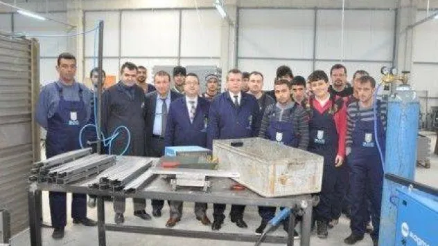 2013 Yılının İlk Meslek Sertifikalarını Onlar Aldı